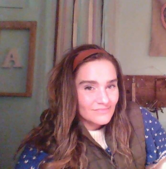 Meet your Posher, Amelia - Picture 1 of 1